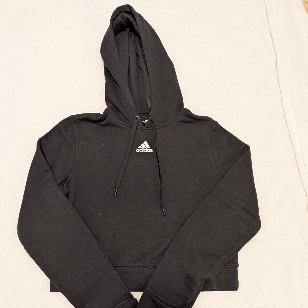 Adidas Women’s Cropped Hoodie Black Size S NWT – Cozy & Stylish